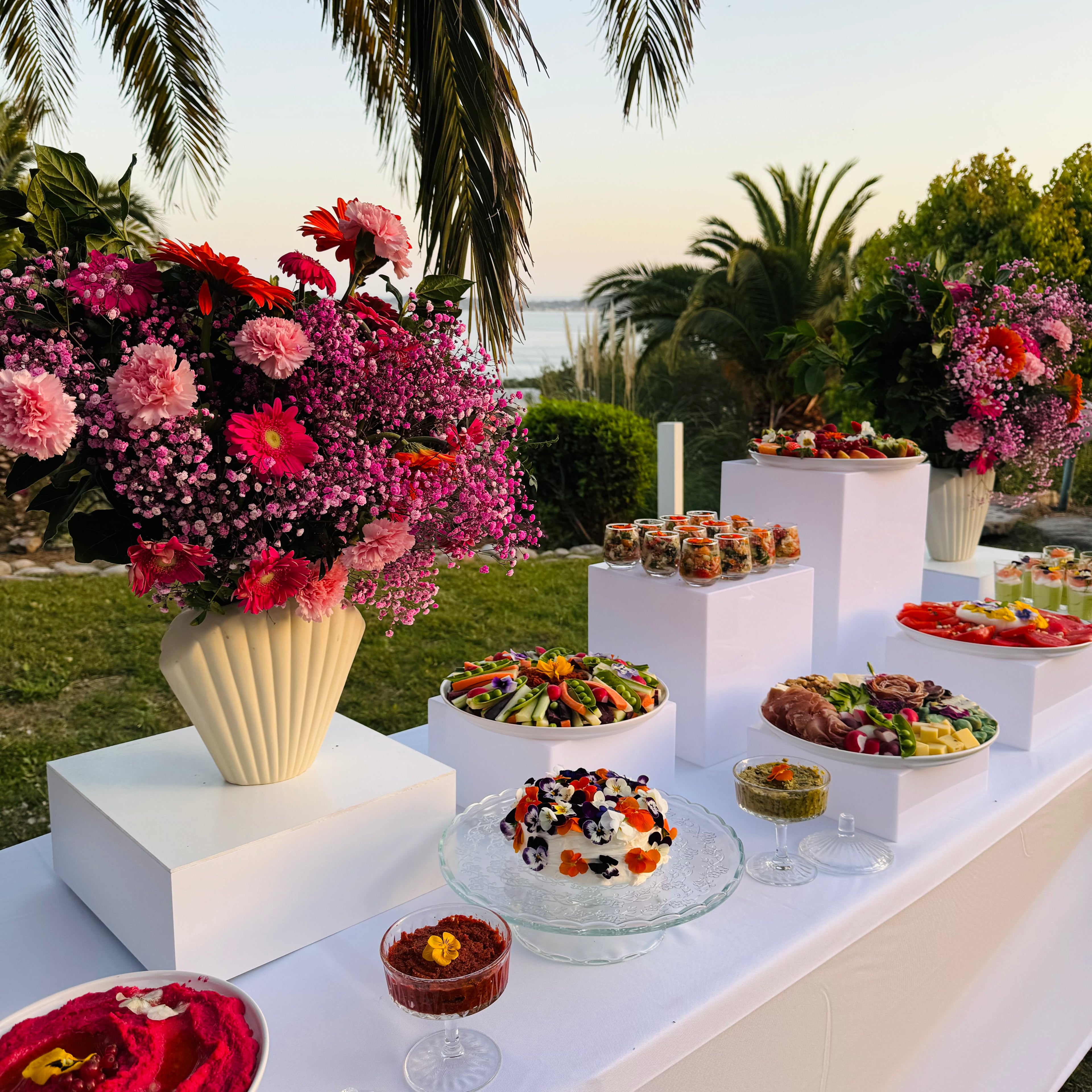 Buffet Chic